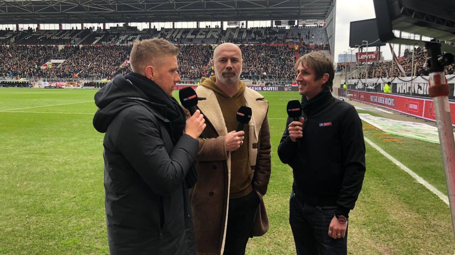 Event-Moderation - Toni Tomic Sky-Experte im live Interview im Stadion