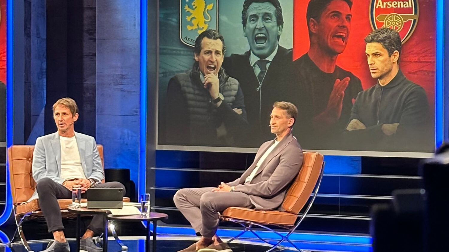 TV-Moderation Toni Tomic im Interview - Moderation im Studio