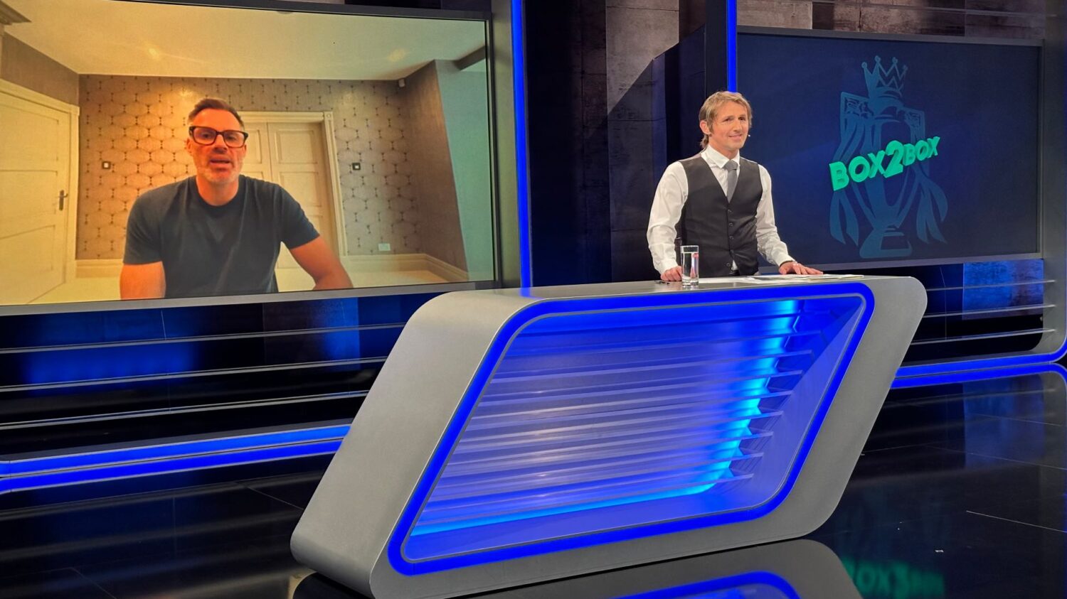 TV-Moderator Toni Tomic im Studio - Interview Box2Box